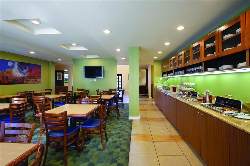 Hyatt House - Village Hotel Colorado Springs