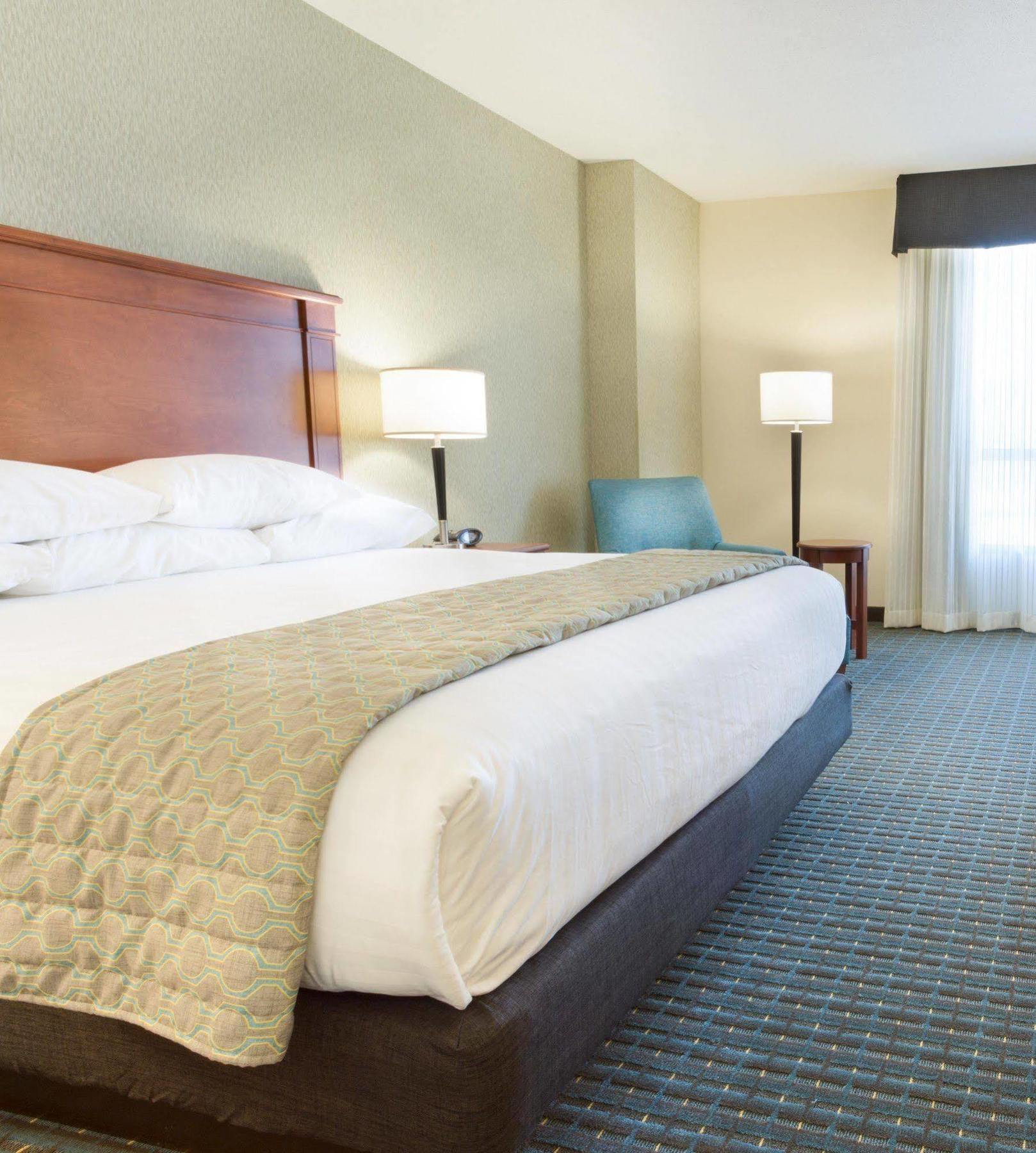 Hotel Drury & Near The Air Force Academy 3*