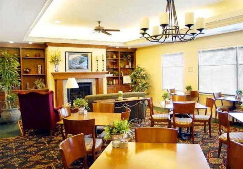 Hotel North/air Force Academy 3*