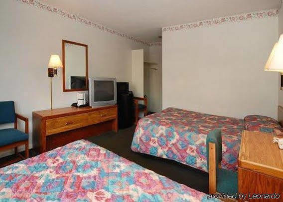 Econo Downtown Lodge