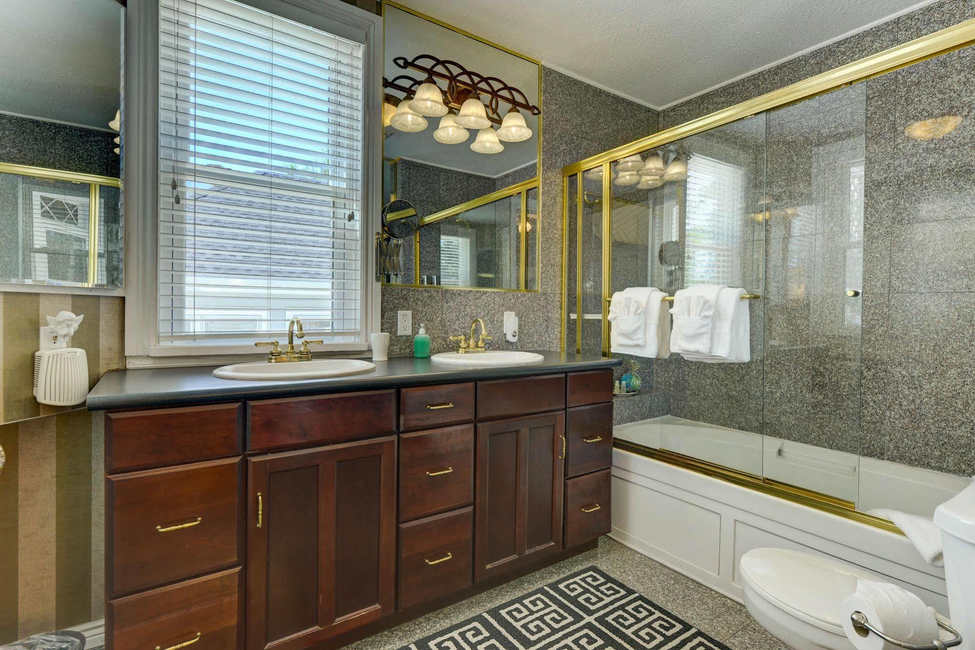 The St. Mary's Inn, Bed & Breakfast 3*