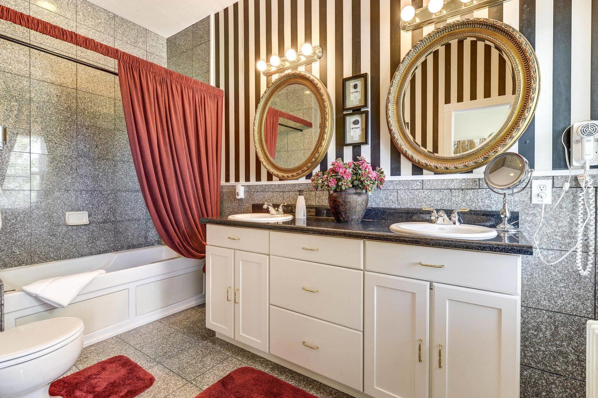 The St. Mary's Inn, Bed & Breakfast 3*