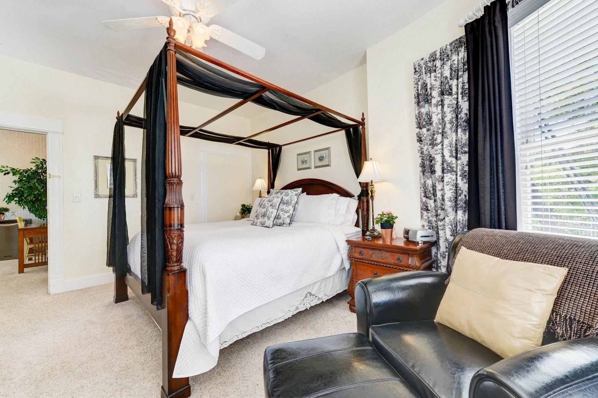 The St. Mary's Inn, Bed & Breakfast