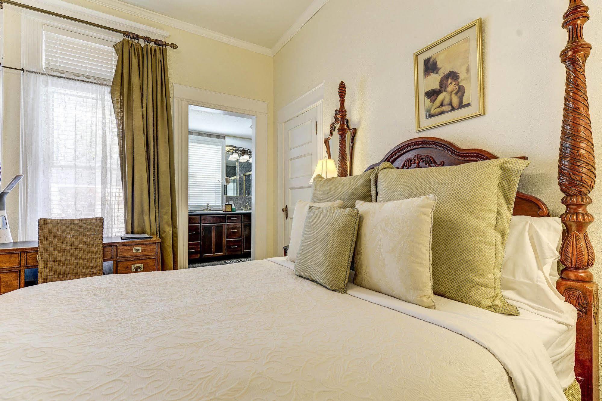 Bed & Breakfast The St. Mary's Inn, 3*