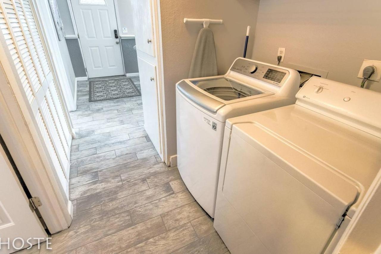 Apartment 2br Garden-level Great Outdoors Dog Friendly *
