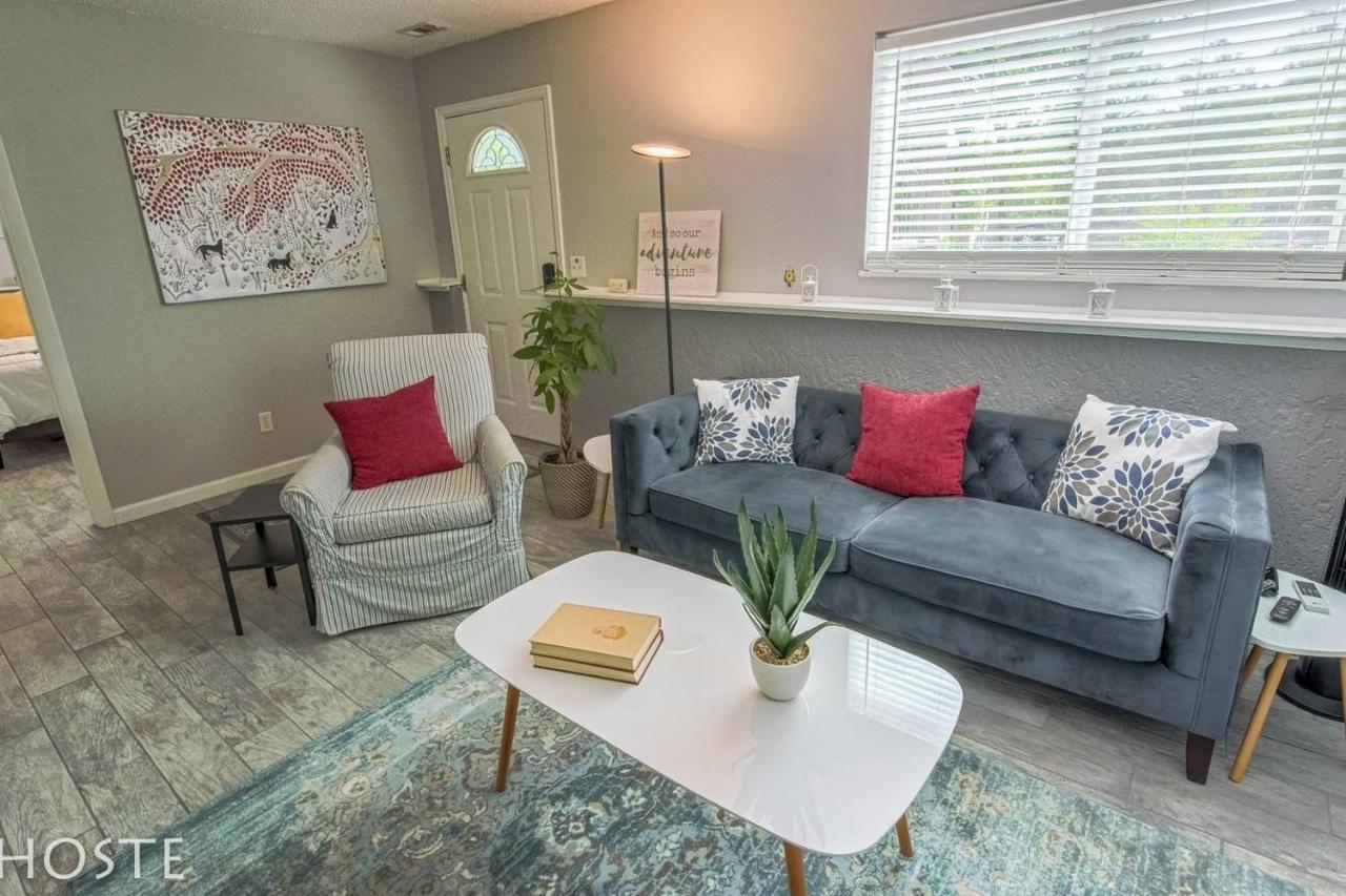 Apartment 2br Garden-level Great Outdoors Dog Friendly *