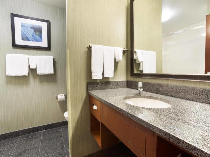 Hotel Drury & Near The Air Force Academy Colorado Springs