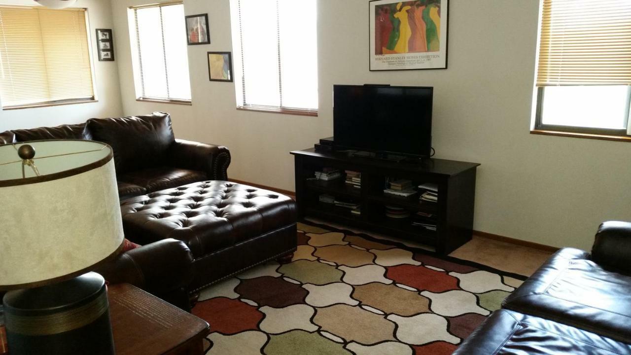 Lofty Living & Brkfst Bed & Breakfast 2*
