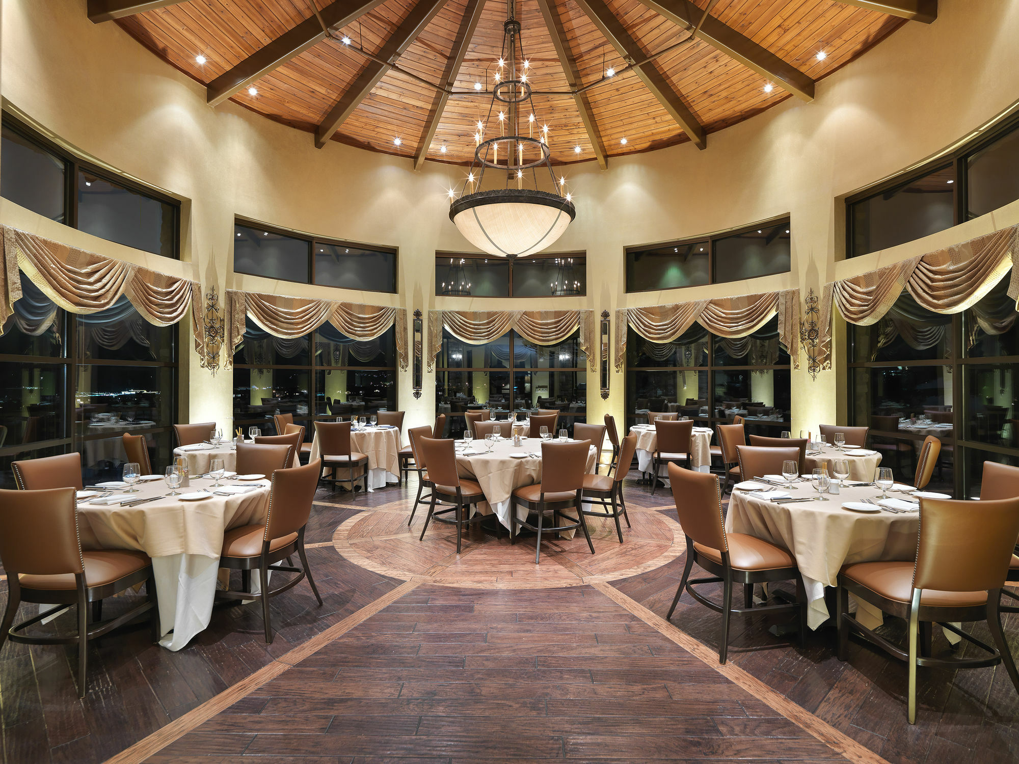Lodge Flying Horse & Club Colorado Springs