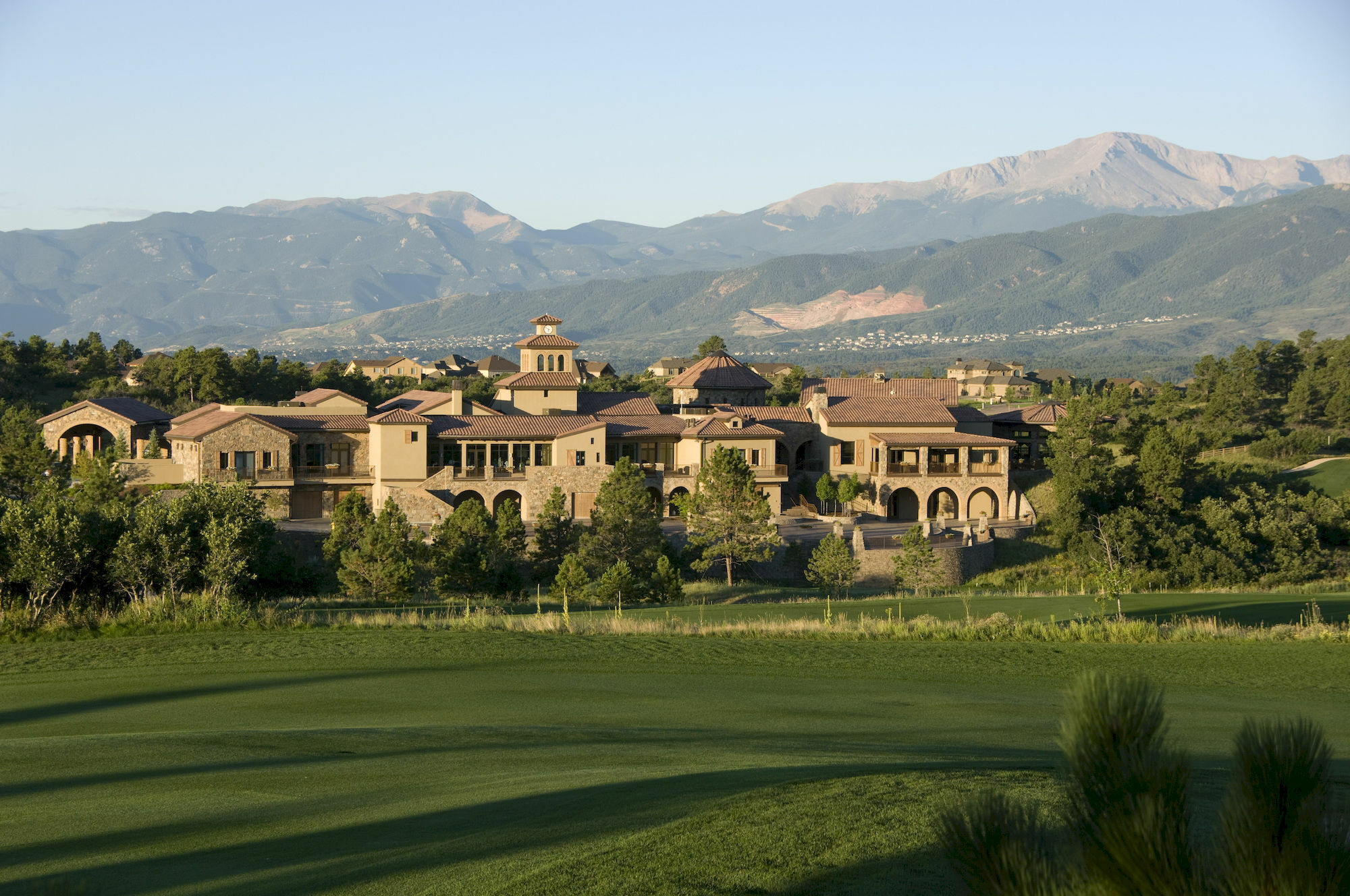 Flying Horse & Club Lodge