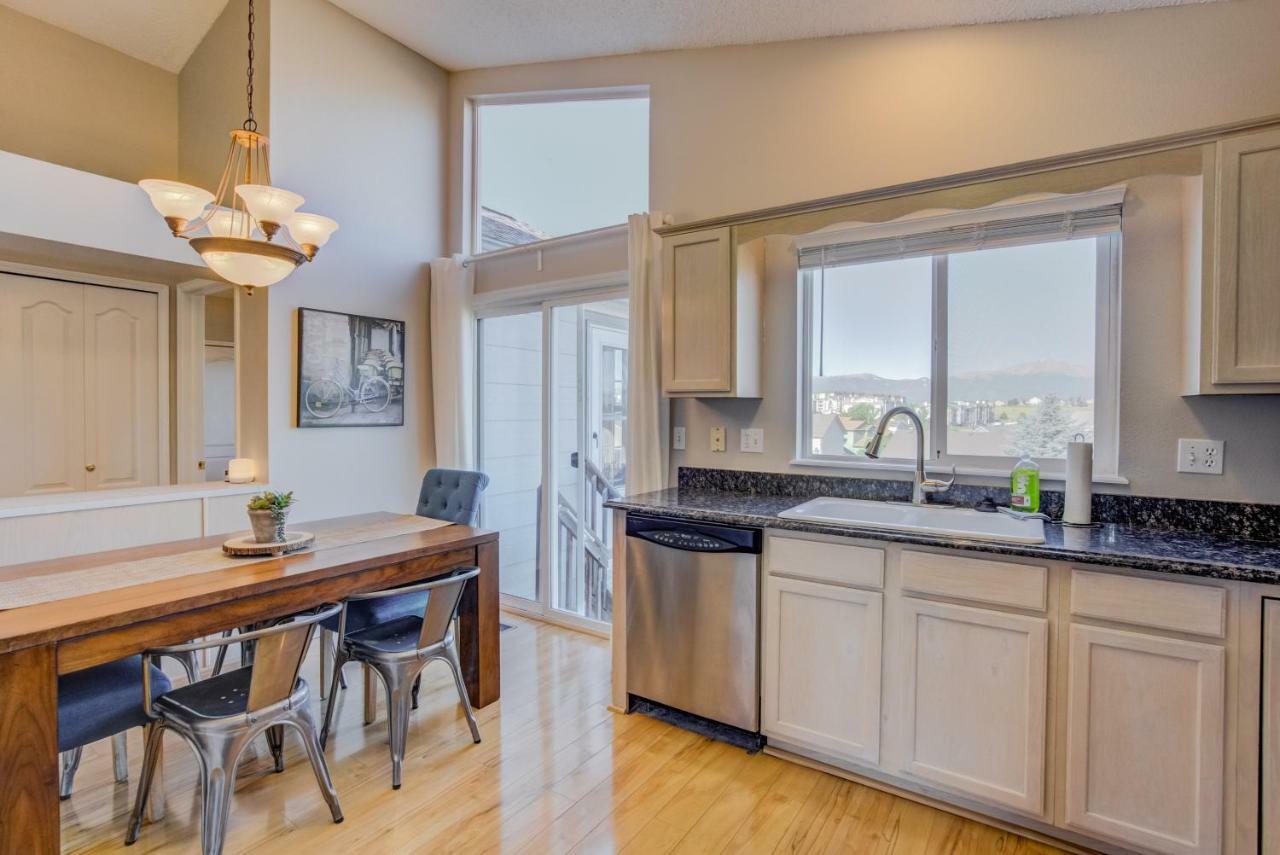 Cozy 4br House With Peak Views In *