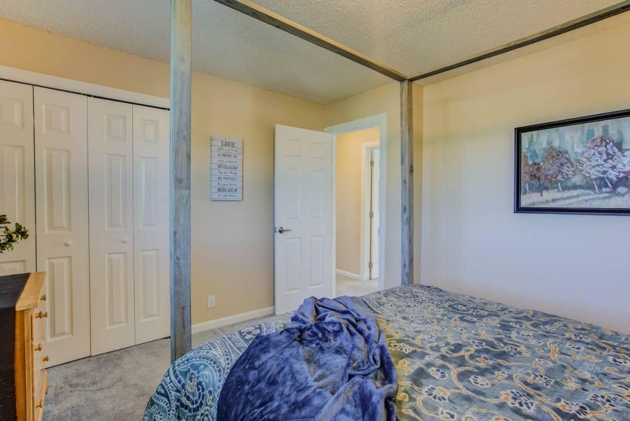 Holiday home 6br With Pool & Water Slide, Hot Tub, Peak View *