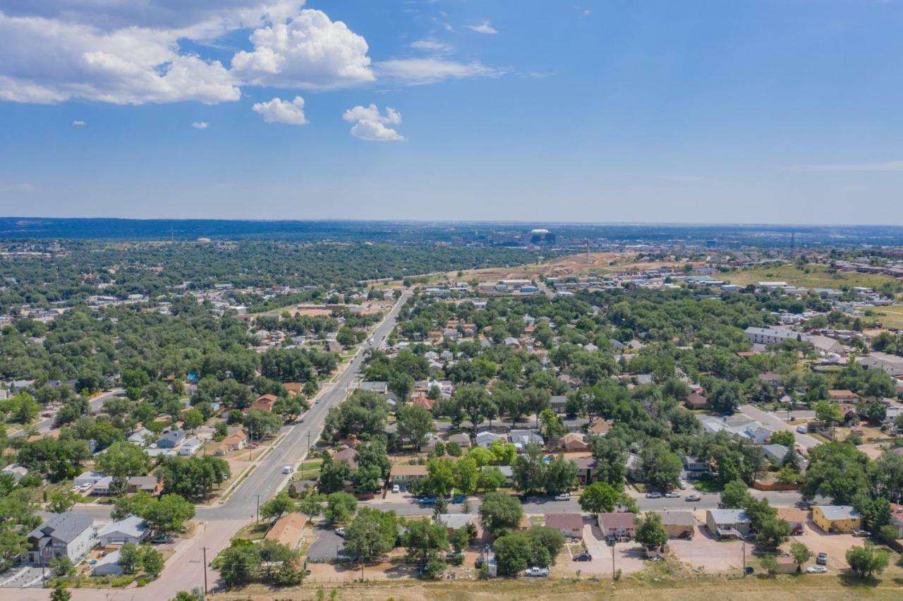 Romantic Getaway Base Of Mountains Parks & Trails Colorado Springs