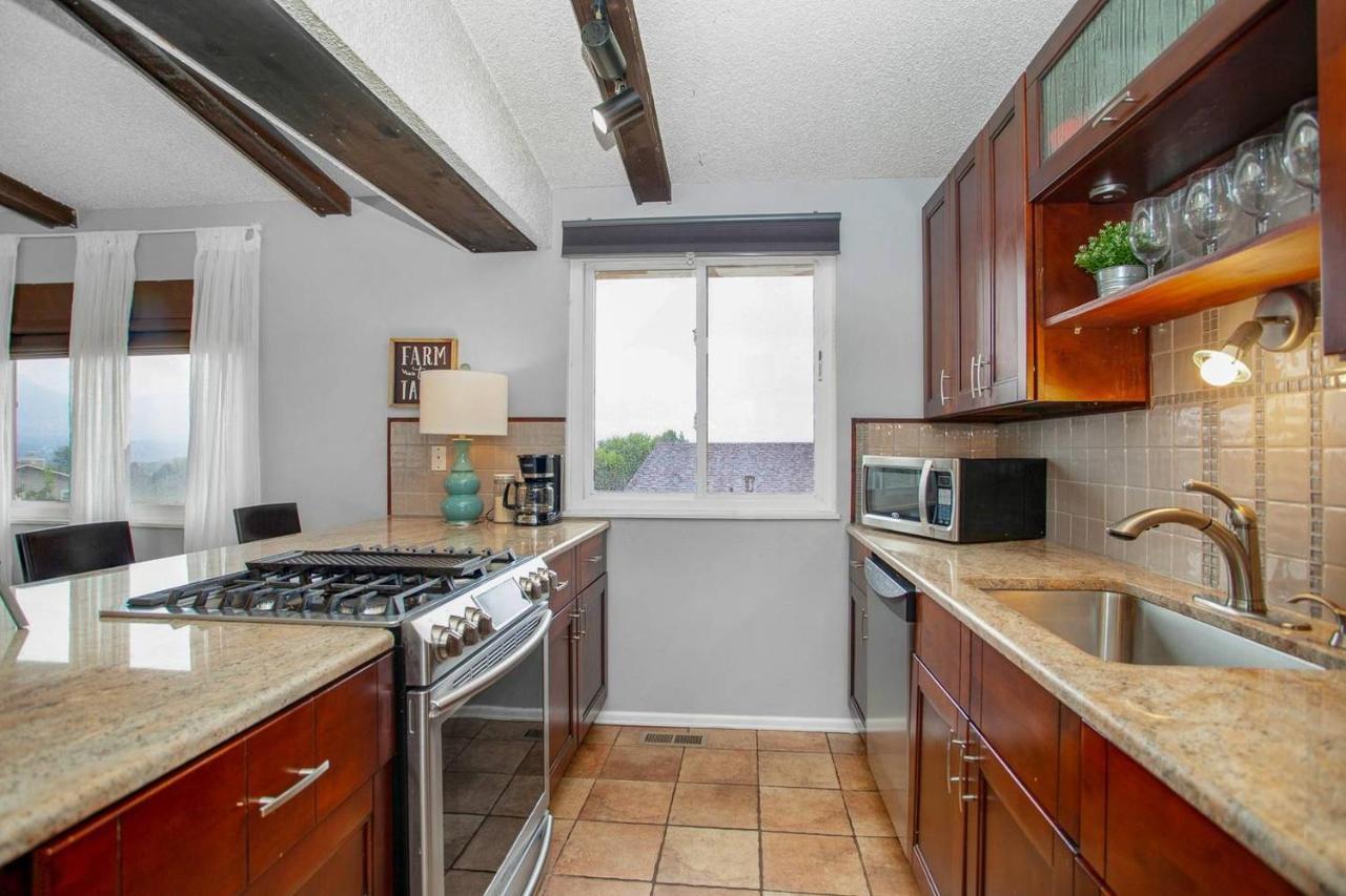 Villa Pet Friendly Near Af Academy *