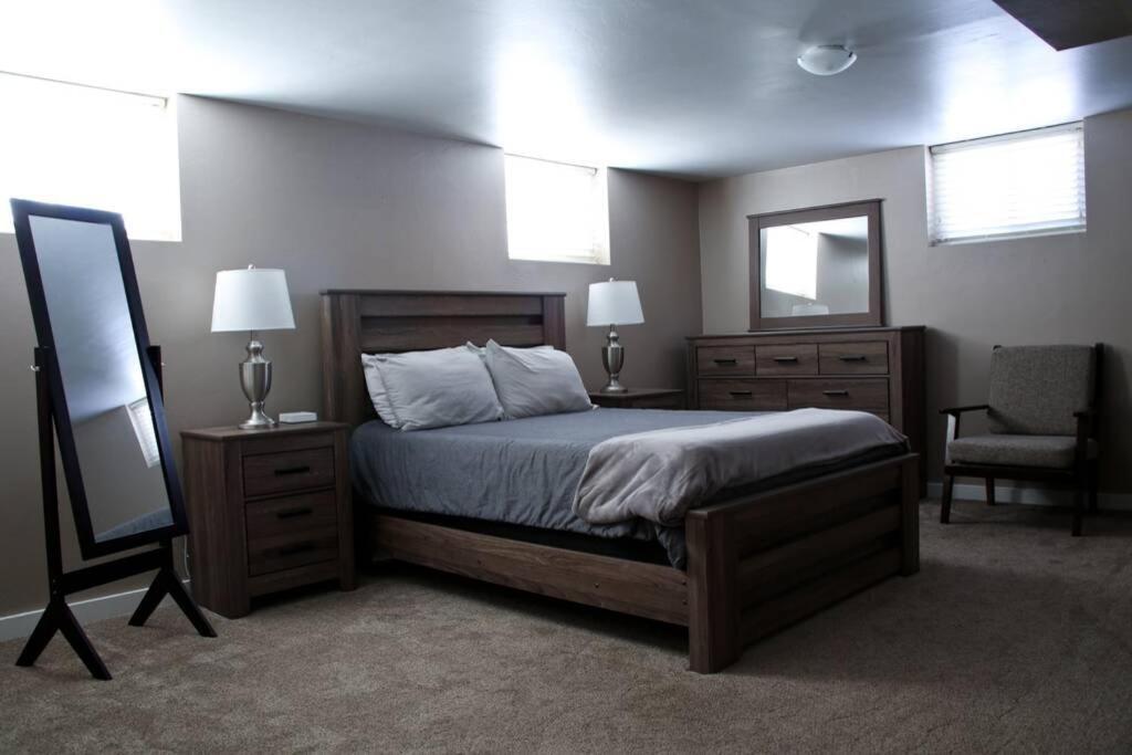 Charming Remodeled Golf Course Area Holiday home Colorado Springs