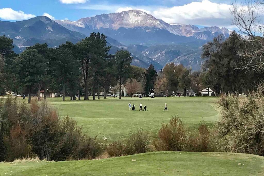 Holiday home Charming Remodeled Golf Course Area *