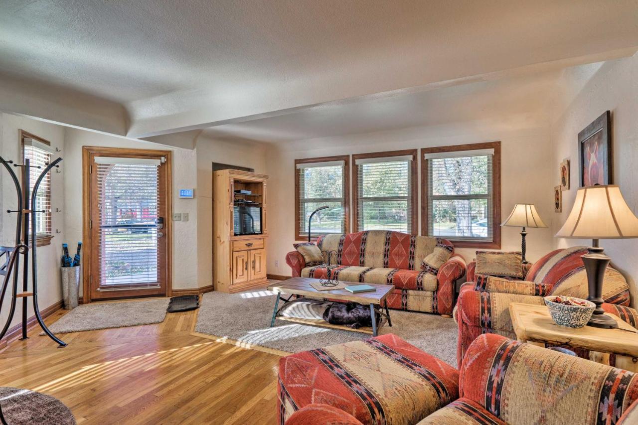 Sunny Family With Yard About 1 Mi To Colorado College * Colorado Springs