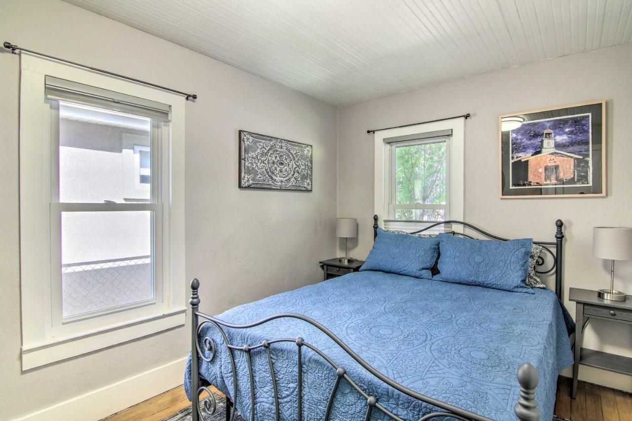 - Walk To Downtown! Holiday home *