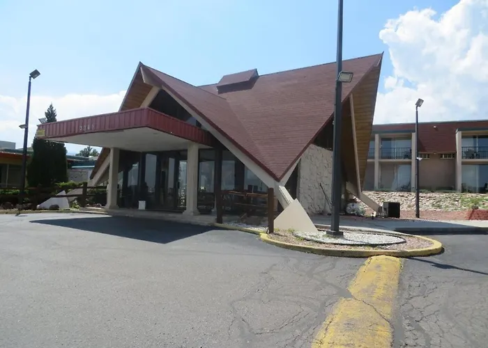 Days Inn by Wyndham Colorado Springs/Garden of the Gods
