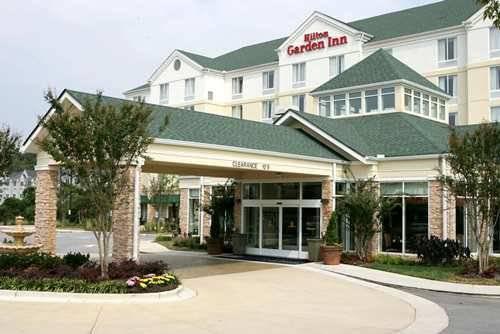 Hilton Garden Airport Hotel