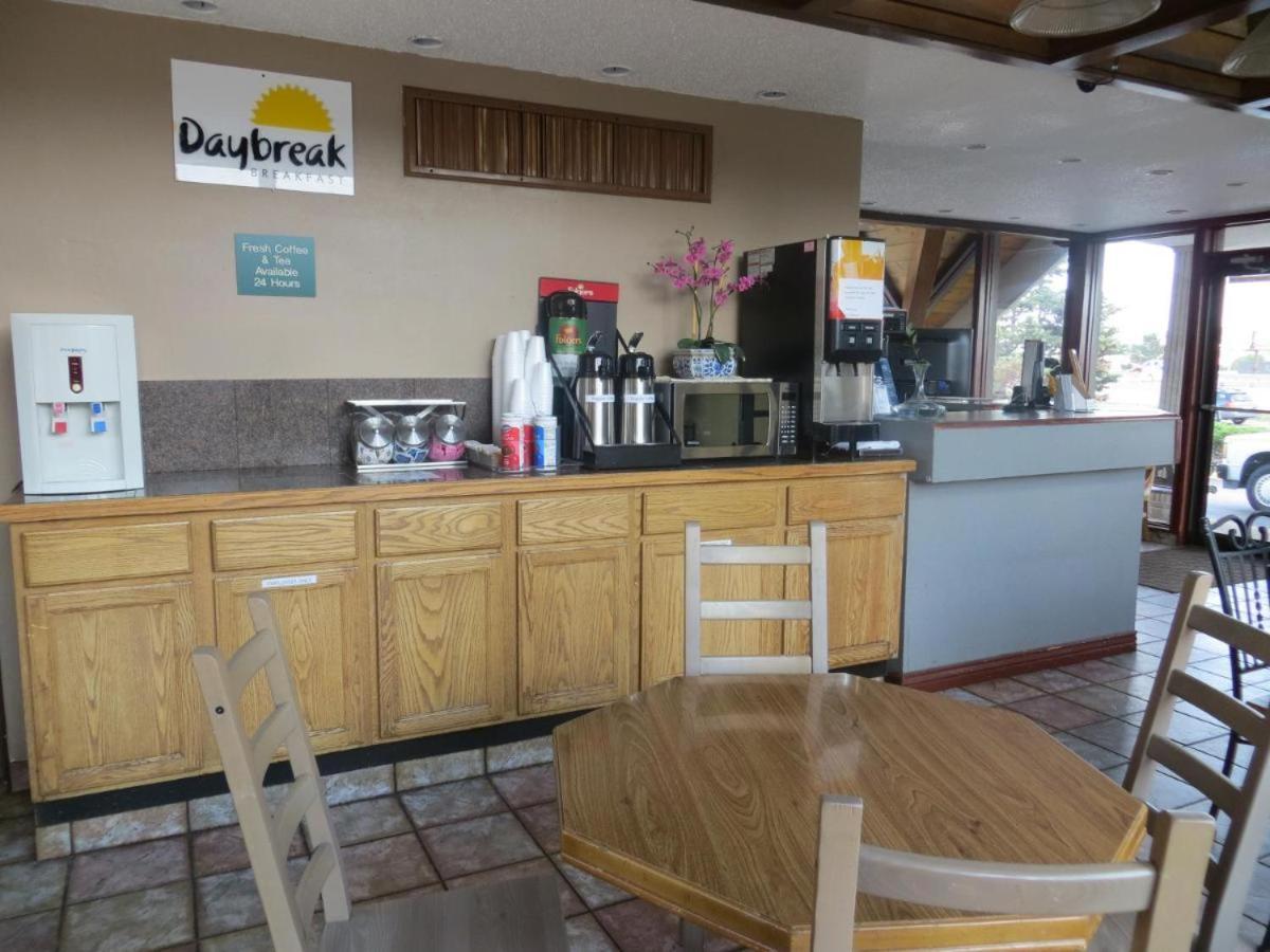 Hotel Days By Wyndham Colorado Springs/garden Of The Gods Colorado Springs