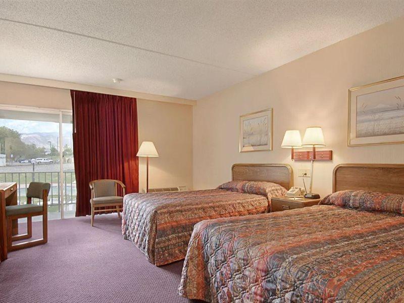 Hotel Days By Wyndham Colorado Springs/garden Of The Gods