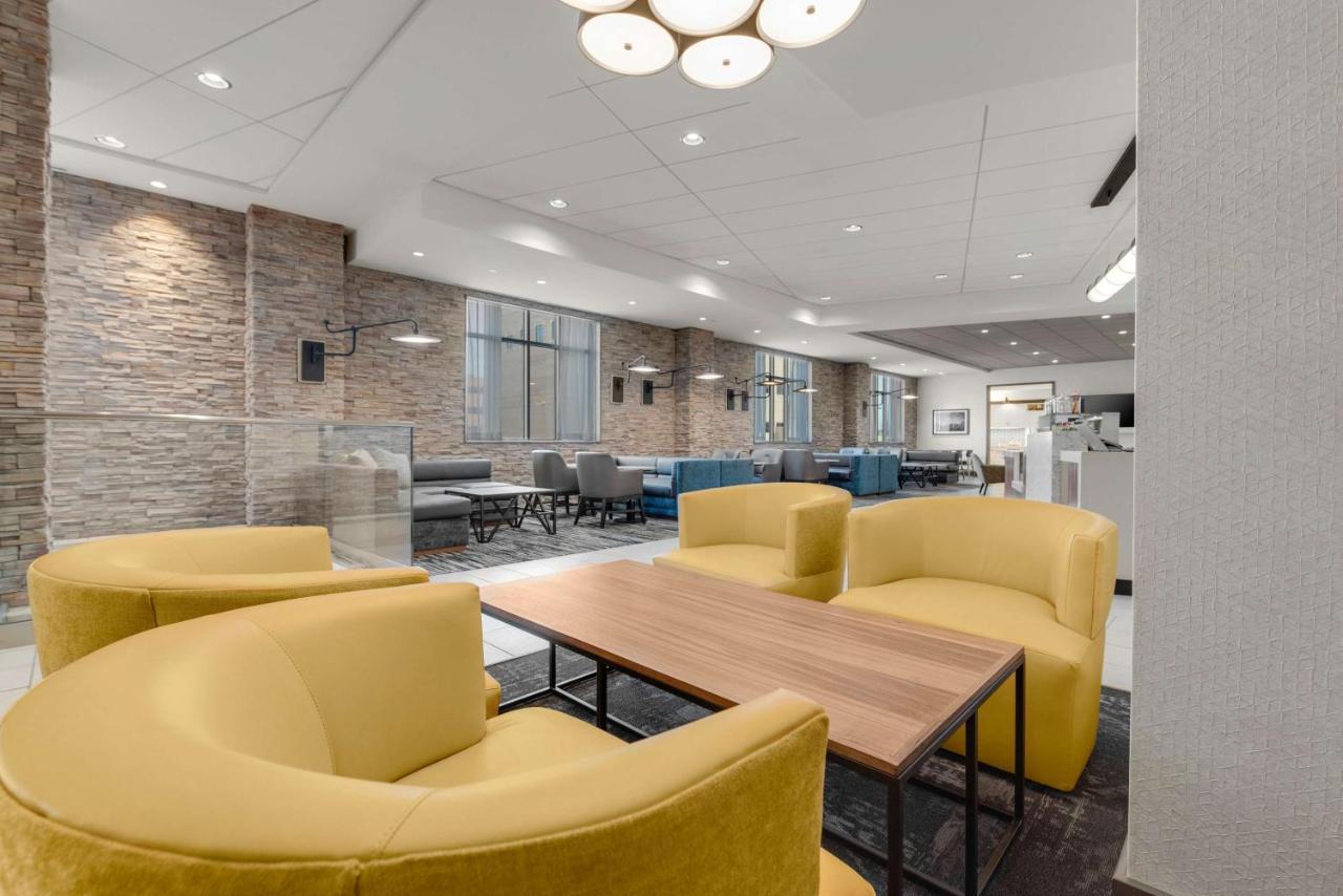 Hyatt Place Downtown Hotel 3*