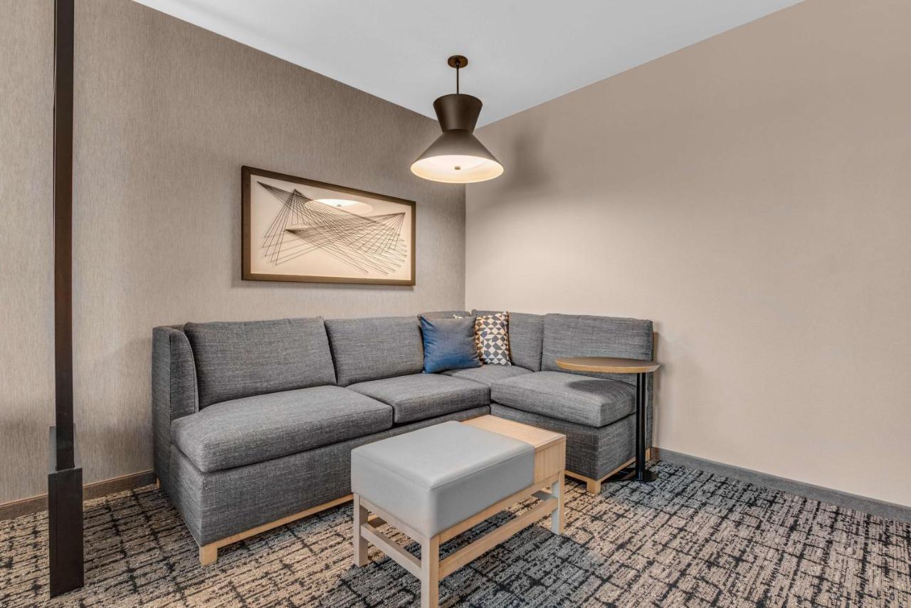 Hyatt Place Downtown 3*