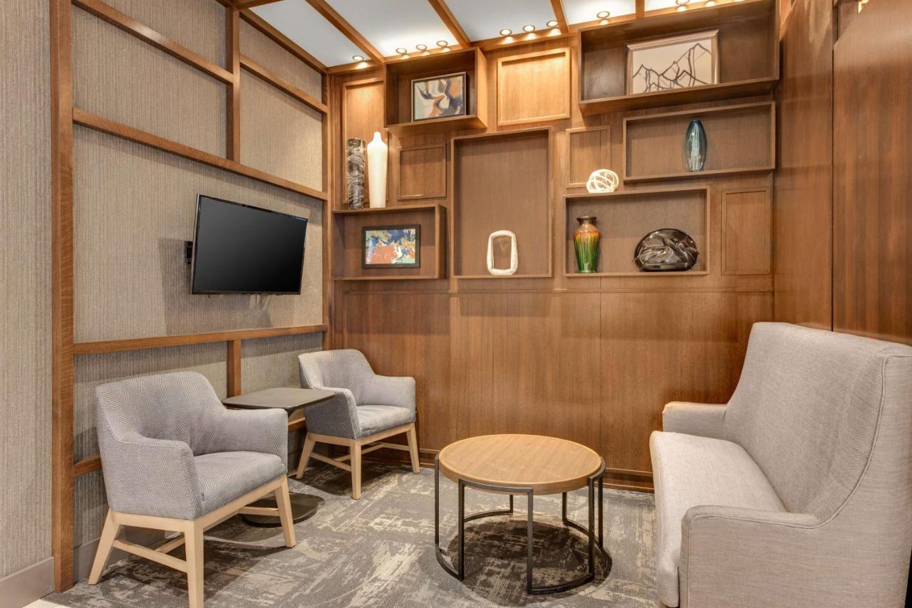 Hyatt Place Downtown Hotel Colorado Springs