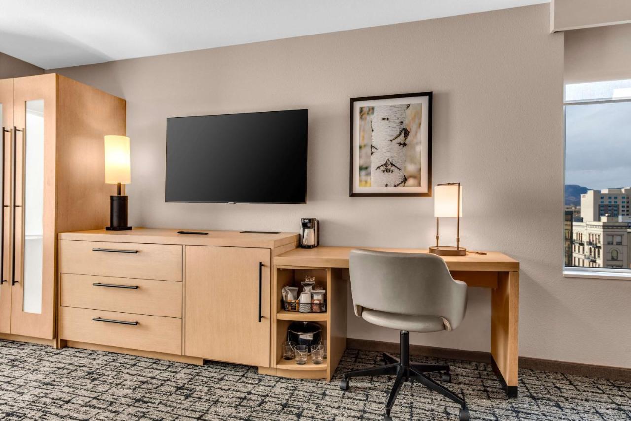 Hyatt Place Downtown Hotel
