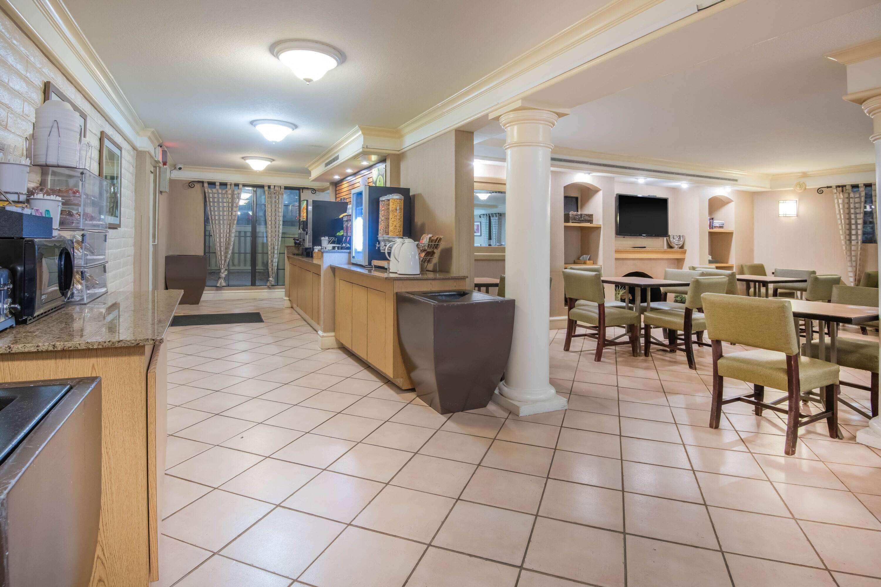 Hotel La Quinta By Wyndham Garden Of The Gods 3*