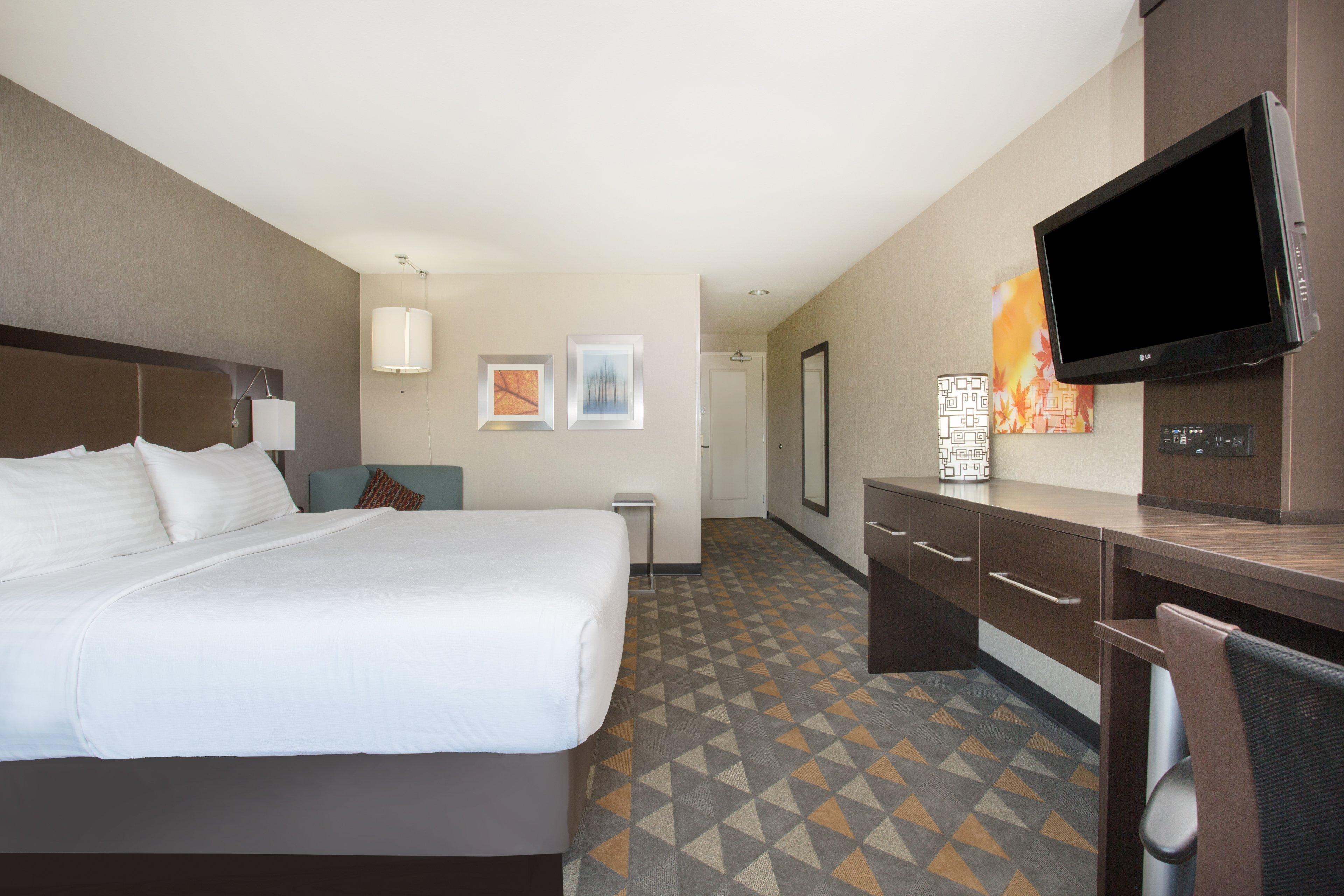 - Airport By Ihg Hotel 3*
