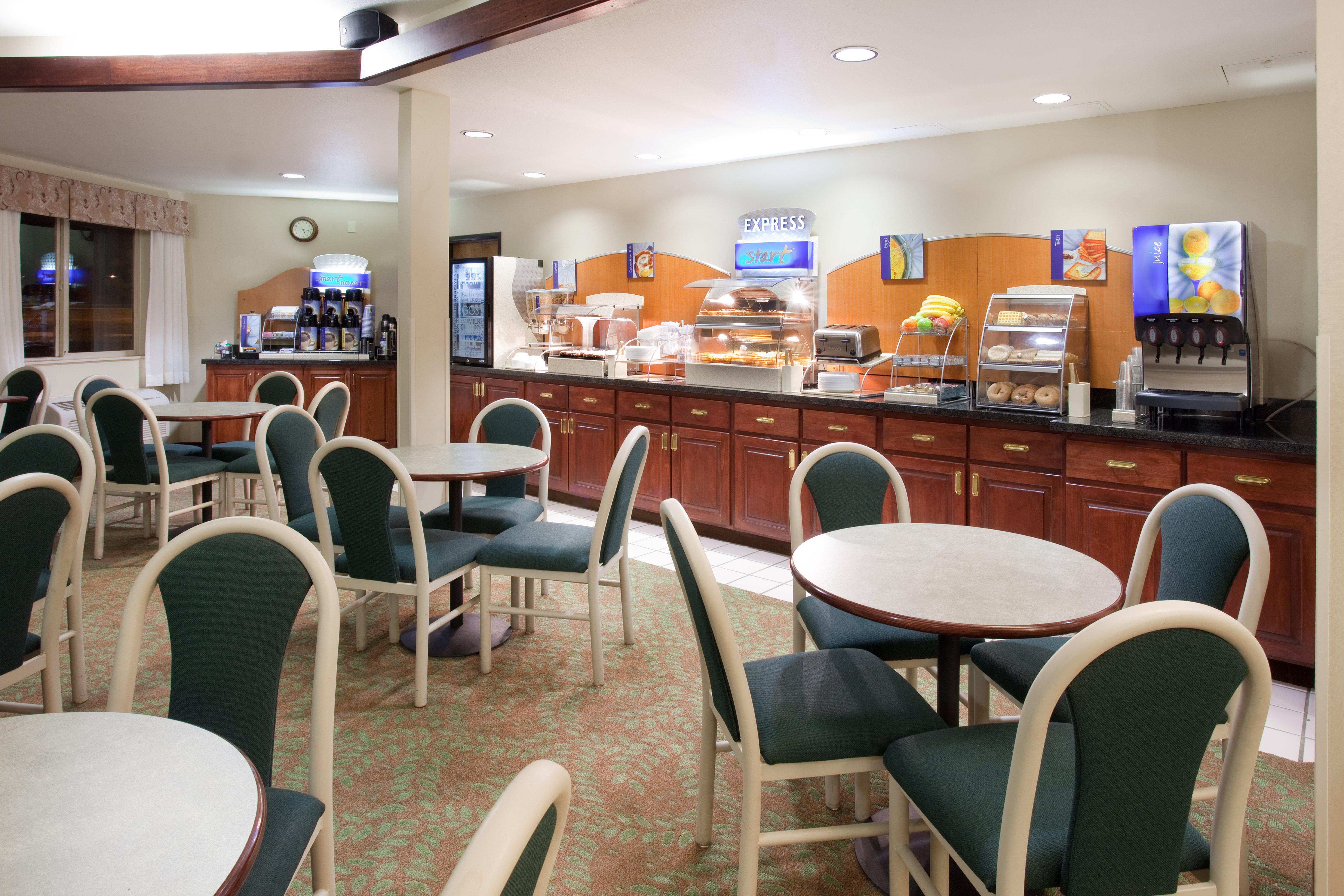 Hotel Hilton Garden Airport