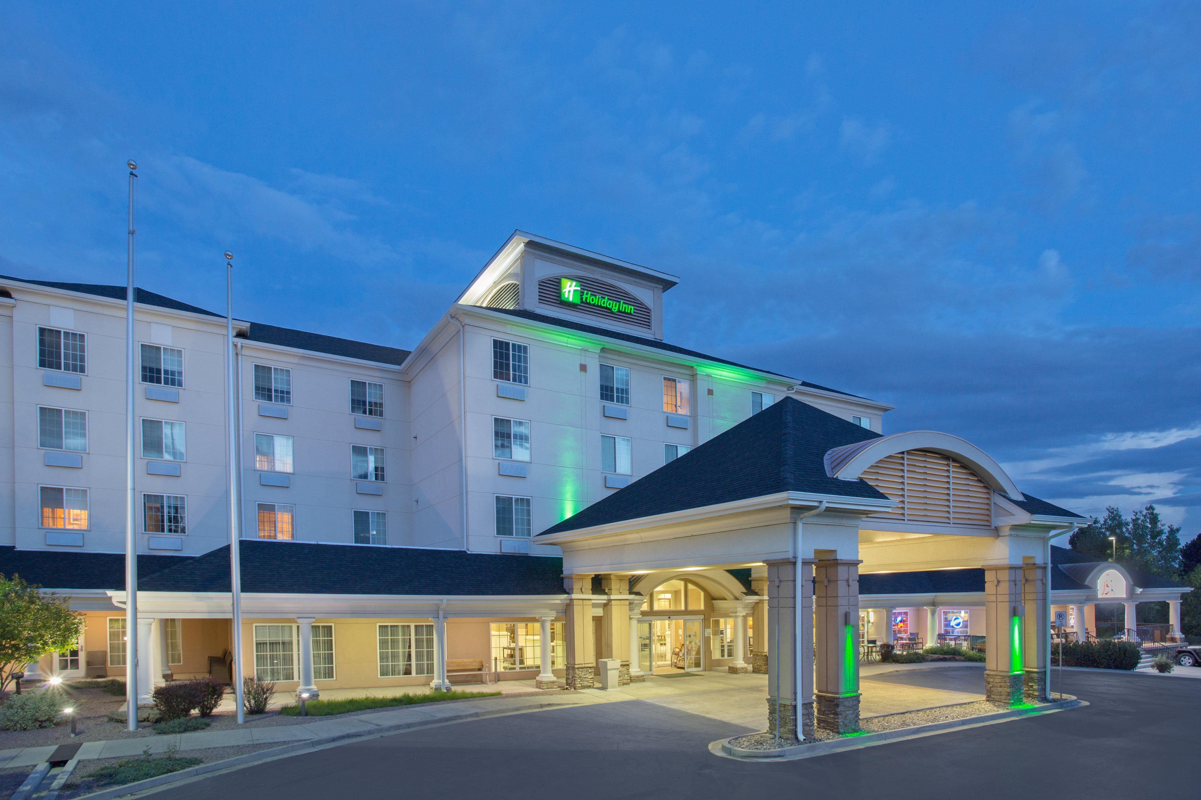 - Airport By Ihg Hotel Colorado Springs
