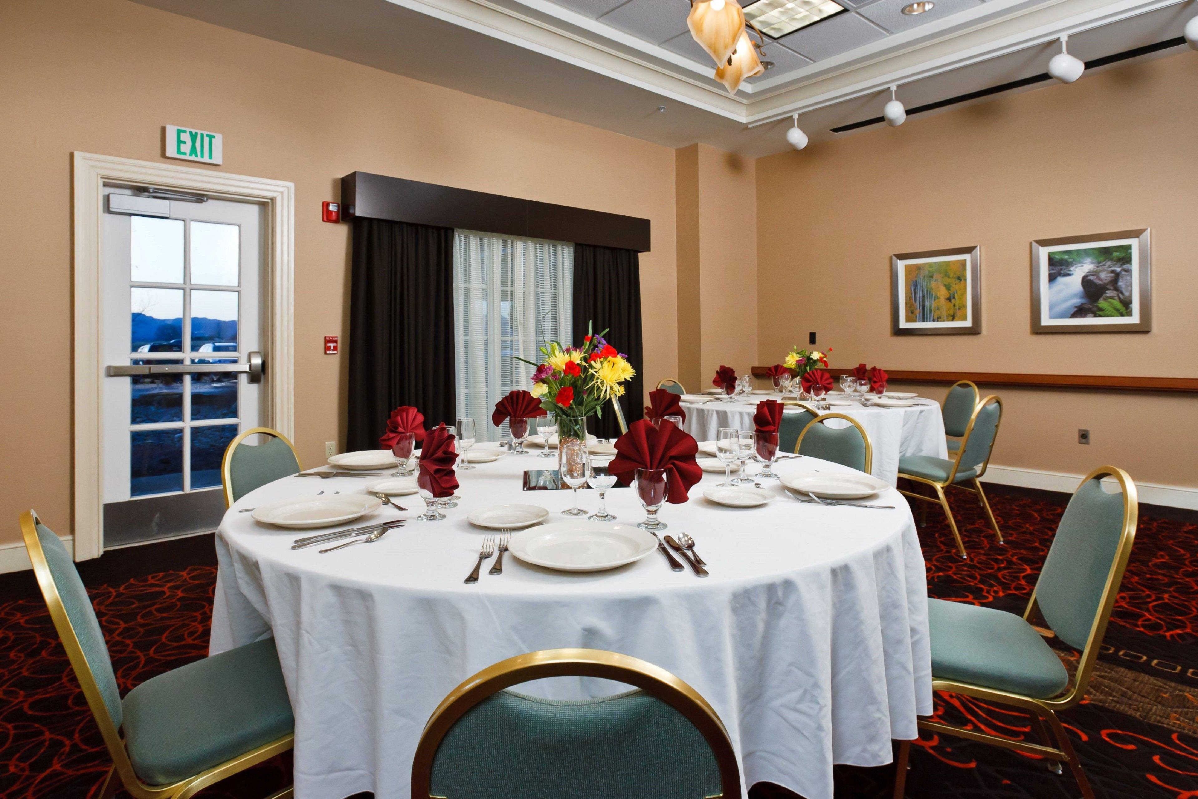 - Airport By Ihg Hotel Colorado Springs