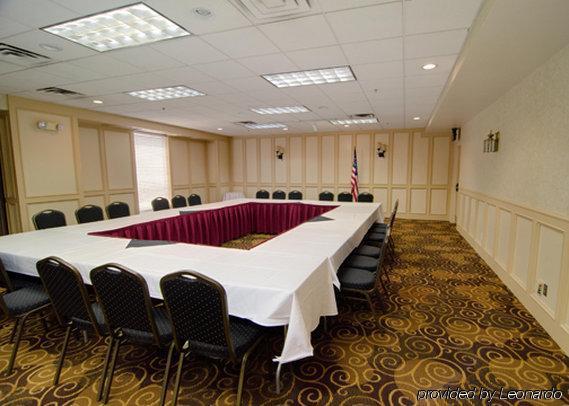 Hotel Clarion & Conference Center Colorado Springs