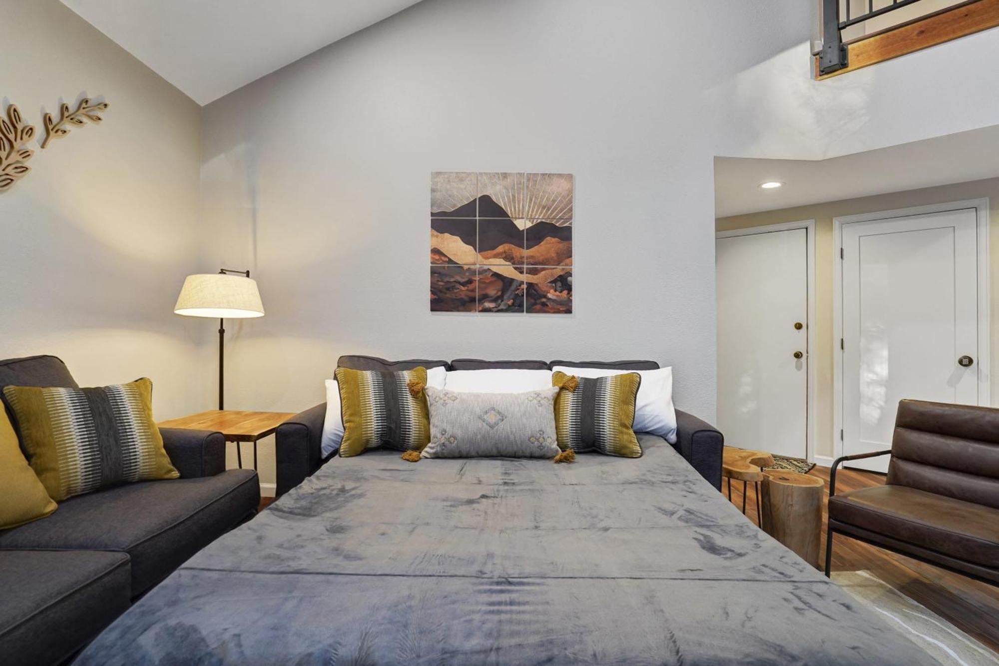 Fox Run Retreat Hot Tub & Fire Pit & Bbq Colorado Springs