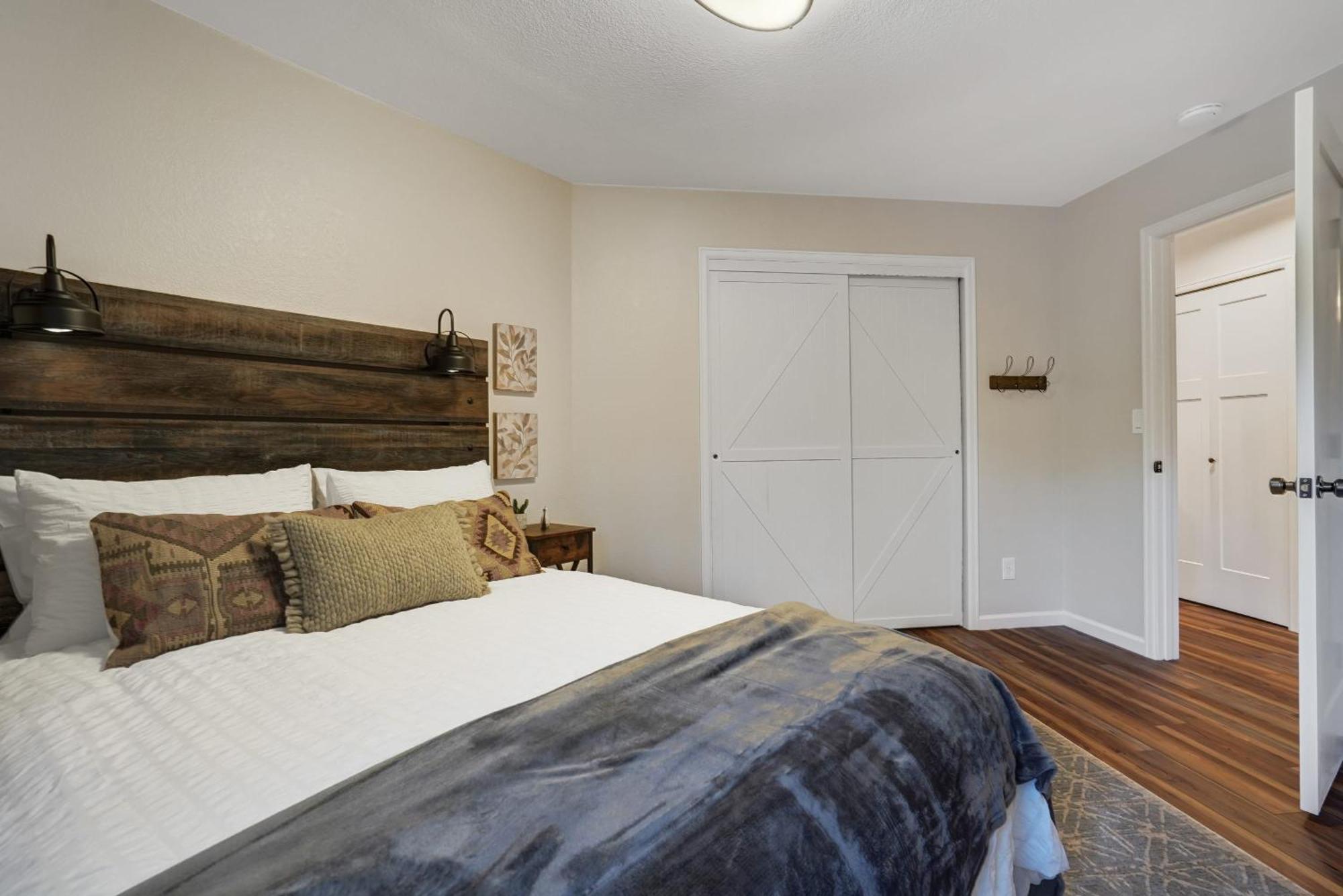 Fox Run Retreat Hot Tub & Fire Pit & Bbq Holiday home Colorado Springs