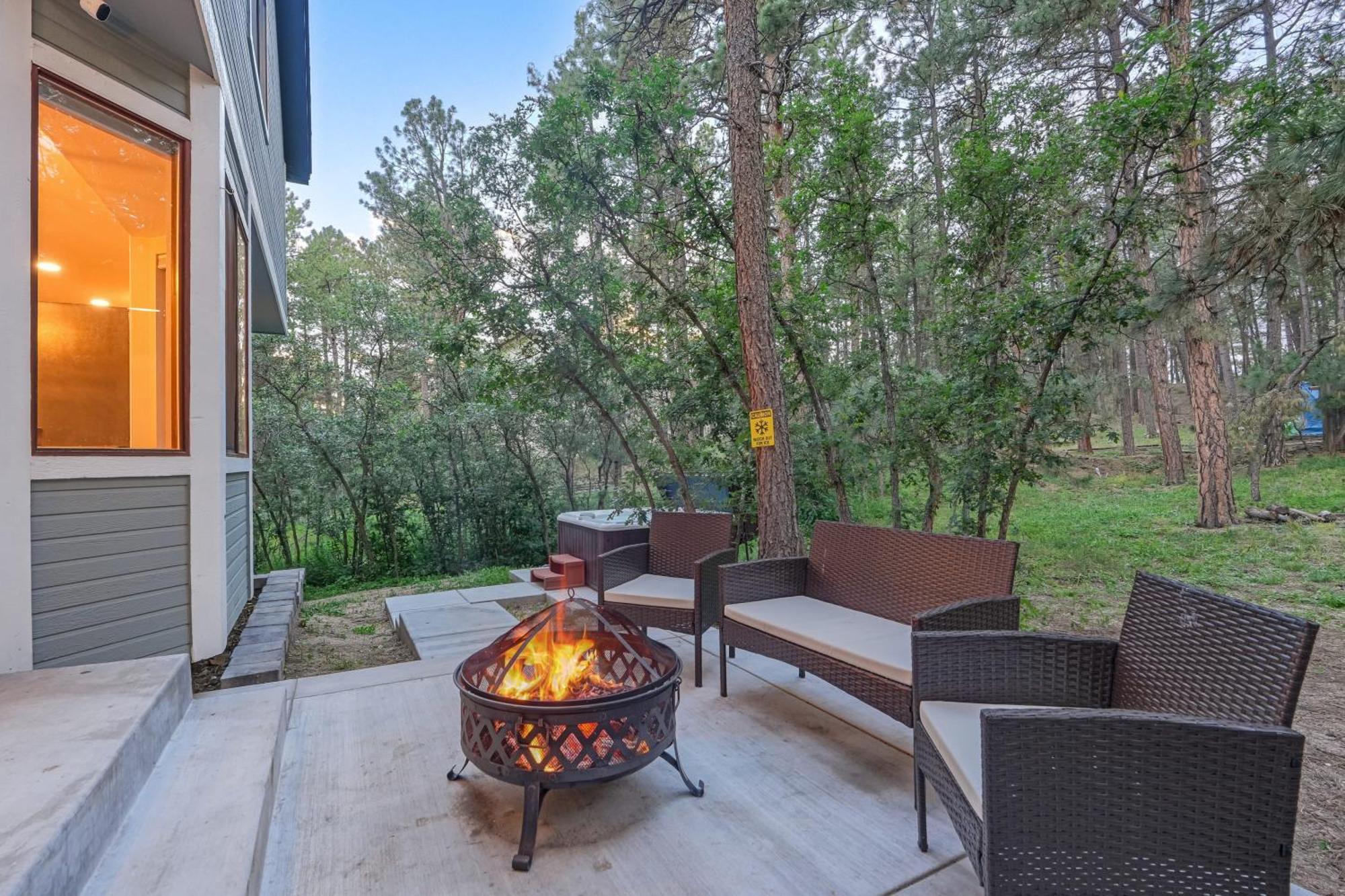 Fox Run Retreat Hot Tub & Fire Pit & Bbq Holiday home