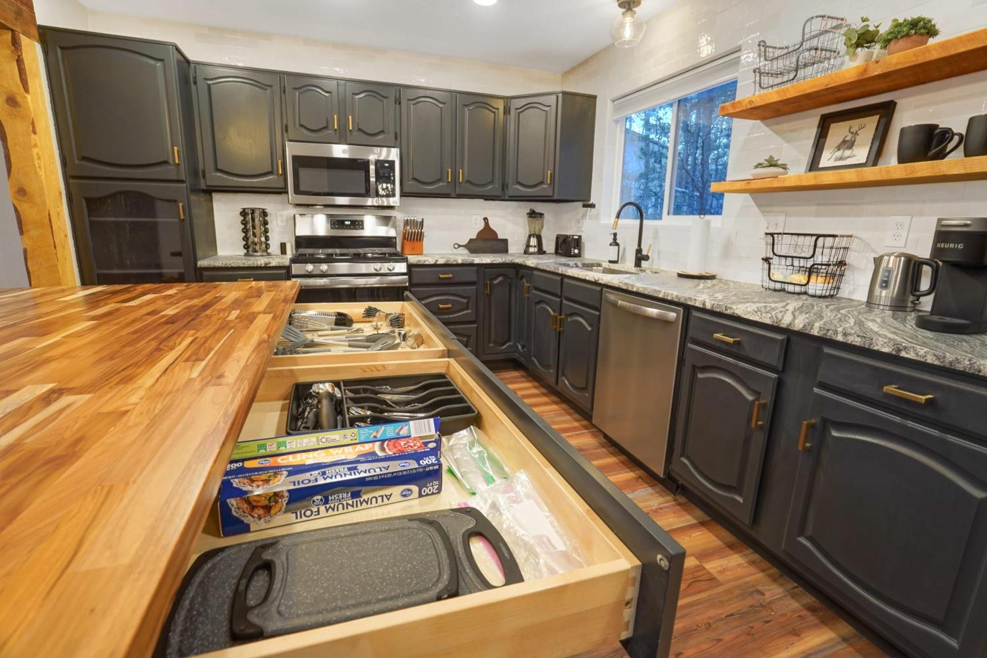 Fox Run Retreat Hot Tub & Fire Pit & Bbq Holiday home Colorado Springs