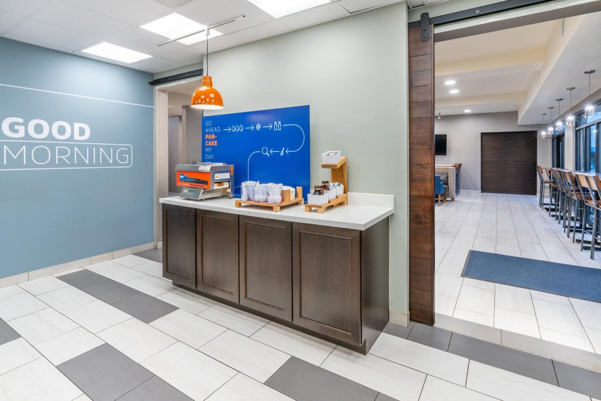 Hotel Express & - Afa Northgate By Ihg