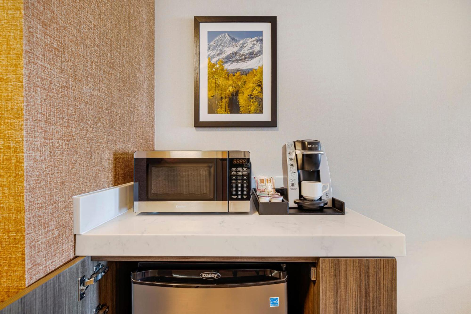 Hotel Hilton Garden Airport