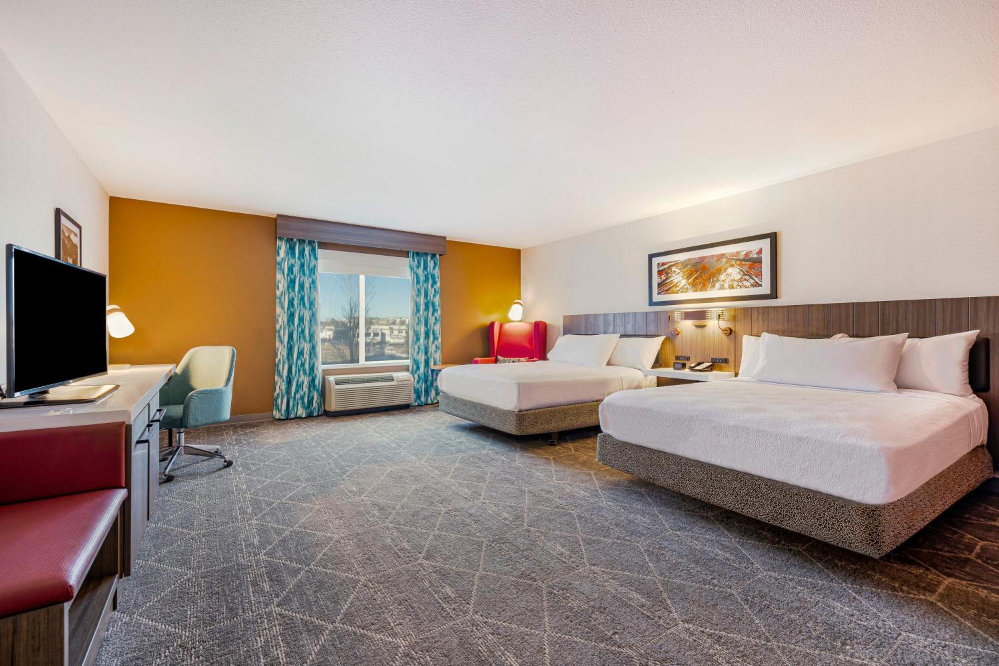 Hilton Garden Airport Hotel 3*