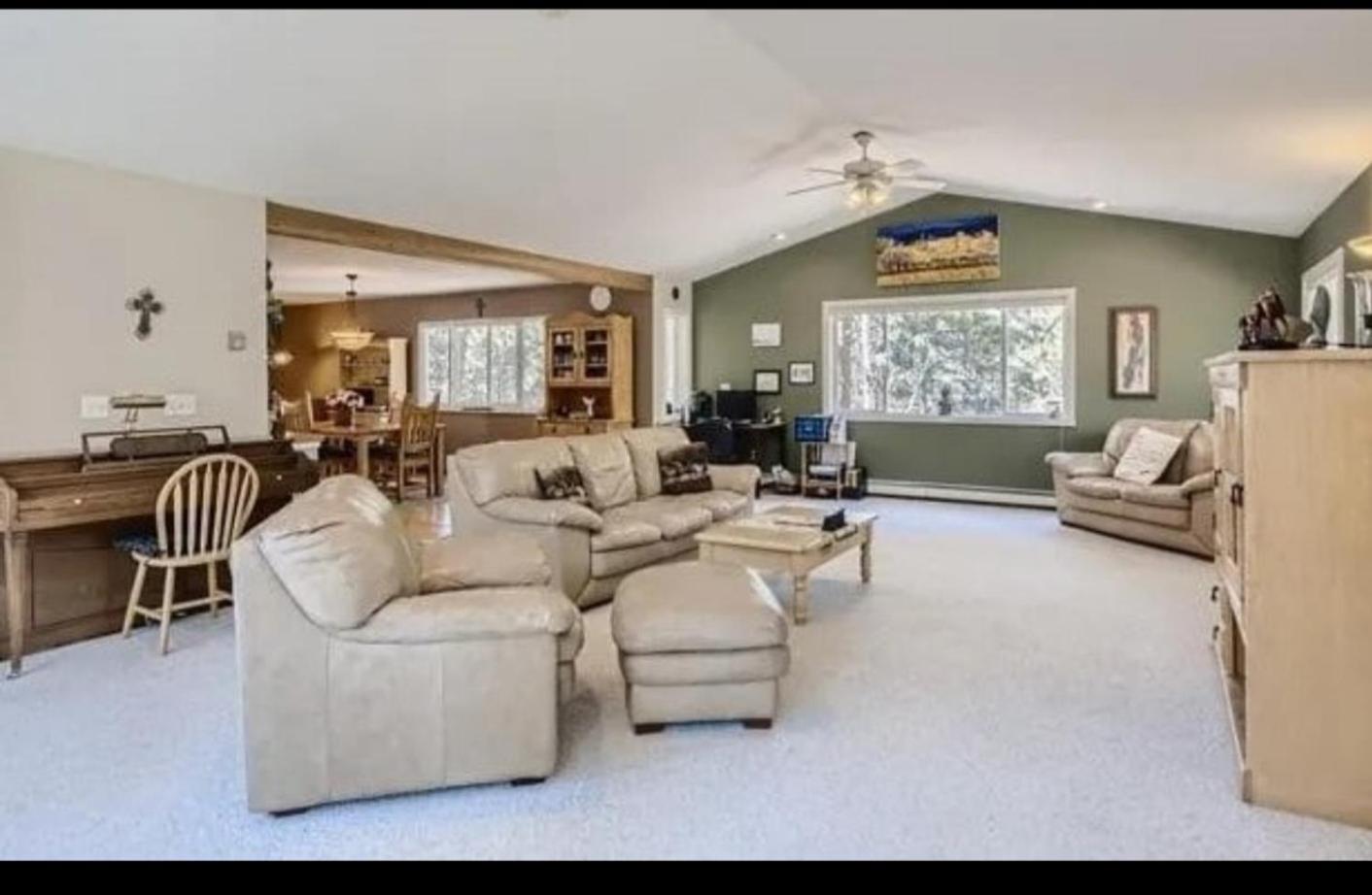 4 Bedroom 3 Bath With Hot Tub On 5 Acres Colorado Springs