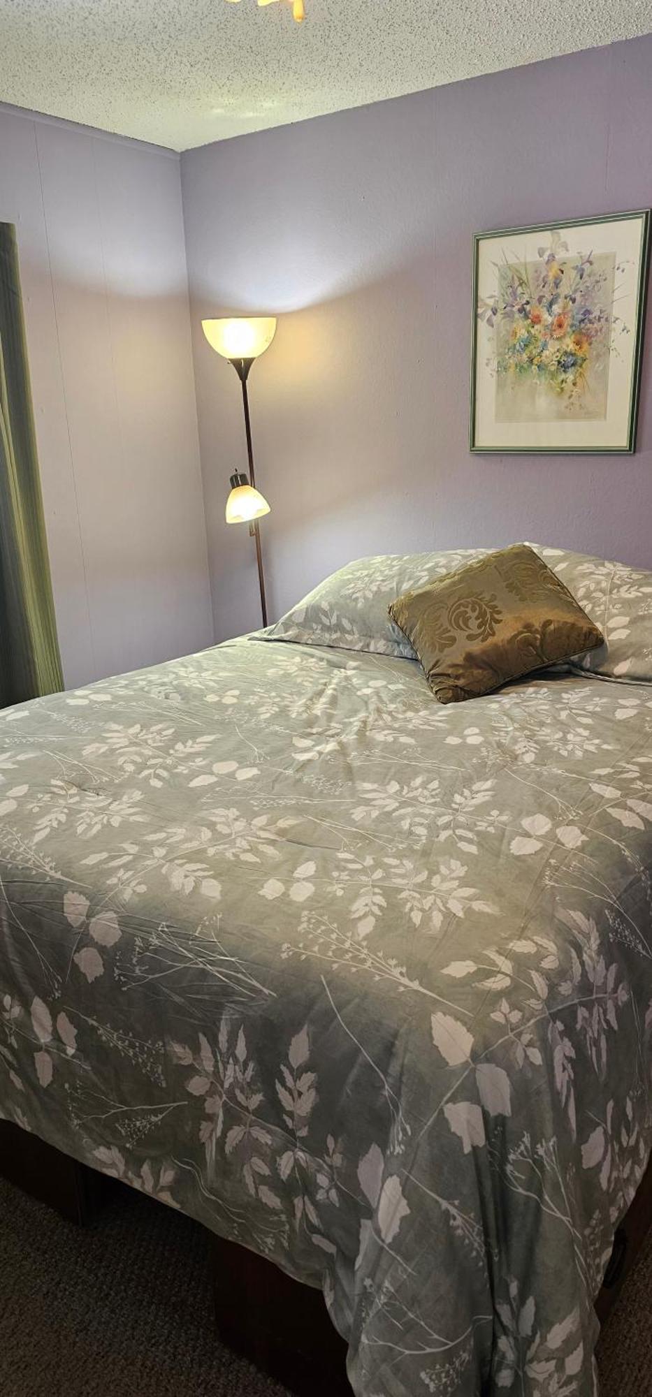 4 Bedroom 3 Bath With Hot Tub On 5 Acres Holiday home