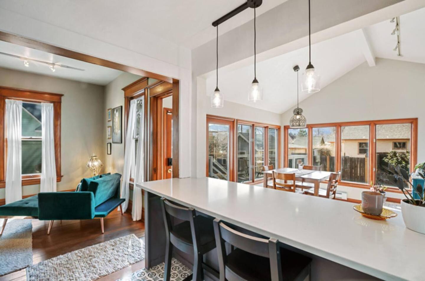 3br Victorian Pets Ok Midterm Holiday home