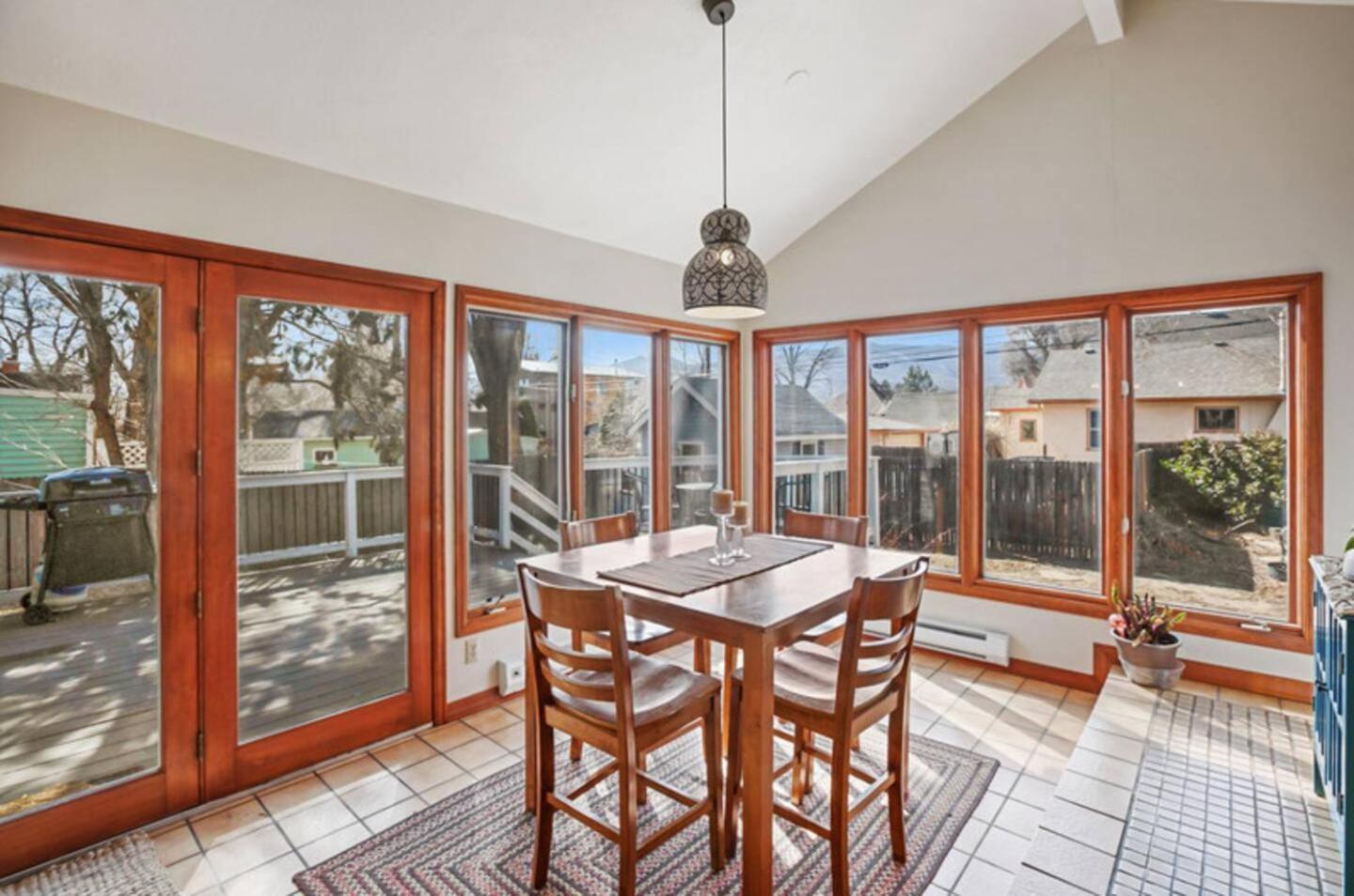 3br Victorian Pets Ok Midterm Holiday home *