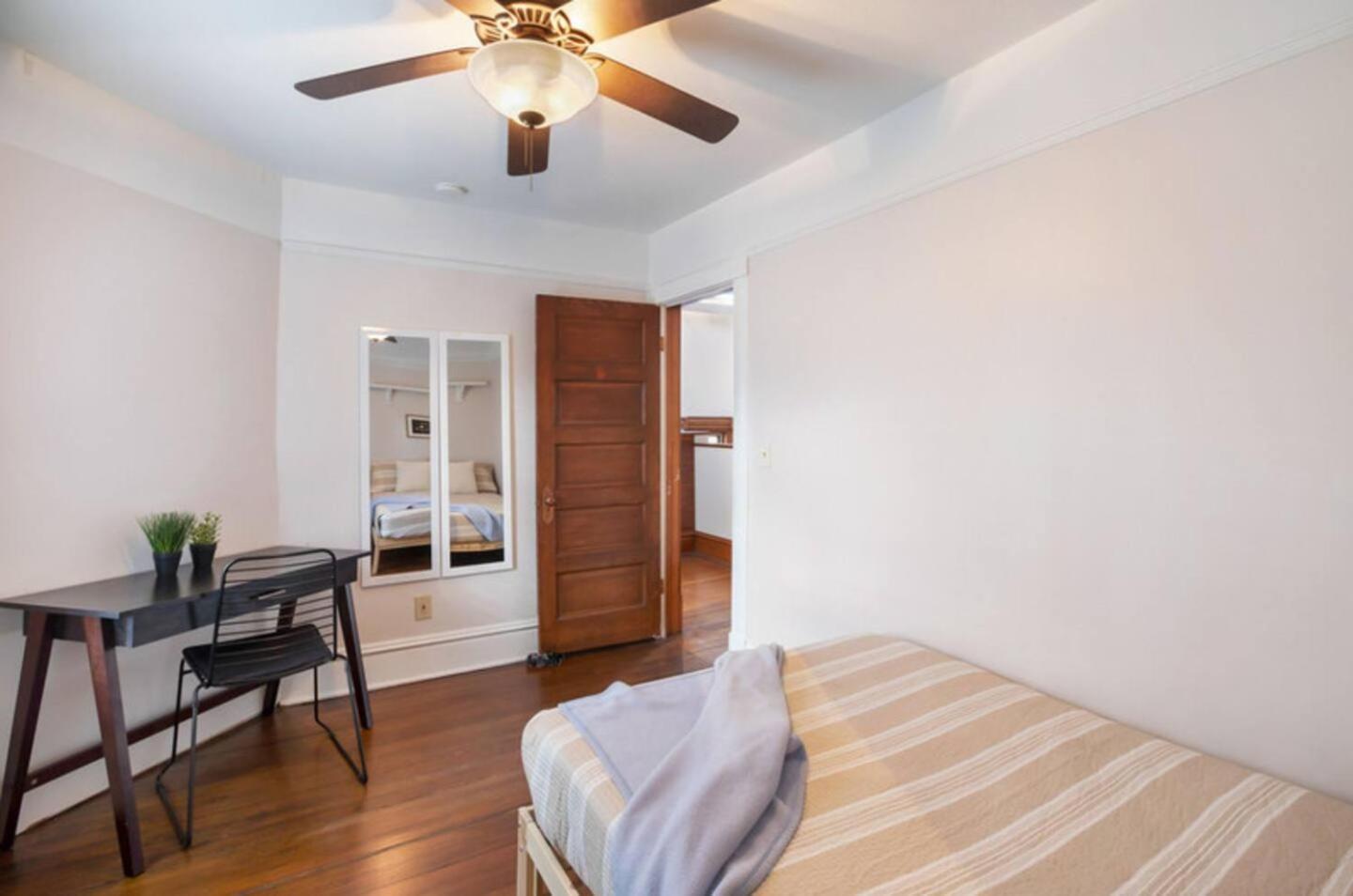3br Victorian Pets Ok Midterm Colorado Springs