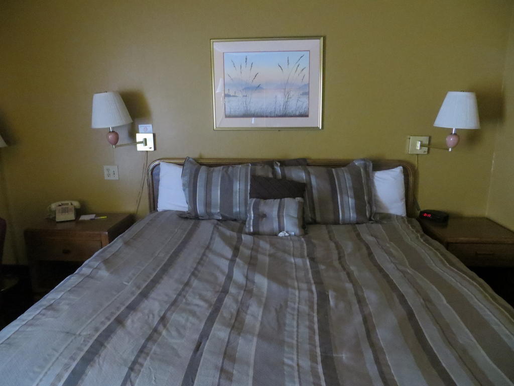 Hotel Days By Wyndham Colorado Springs/garden Of The Gods