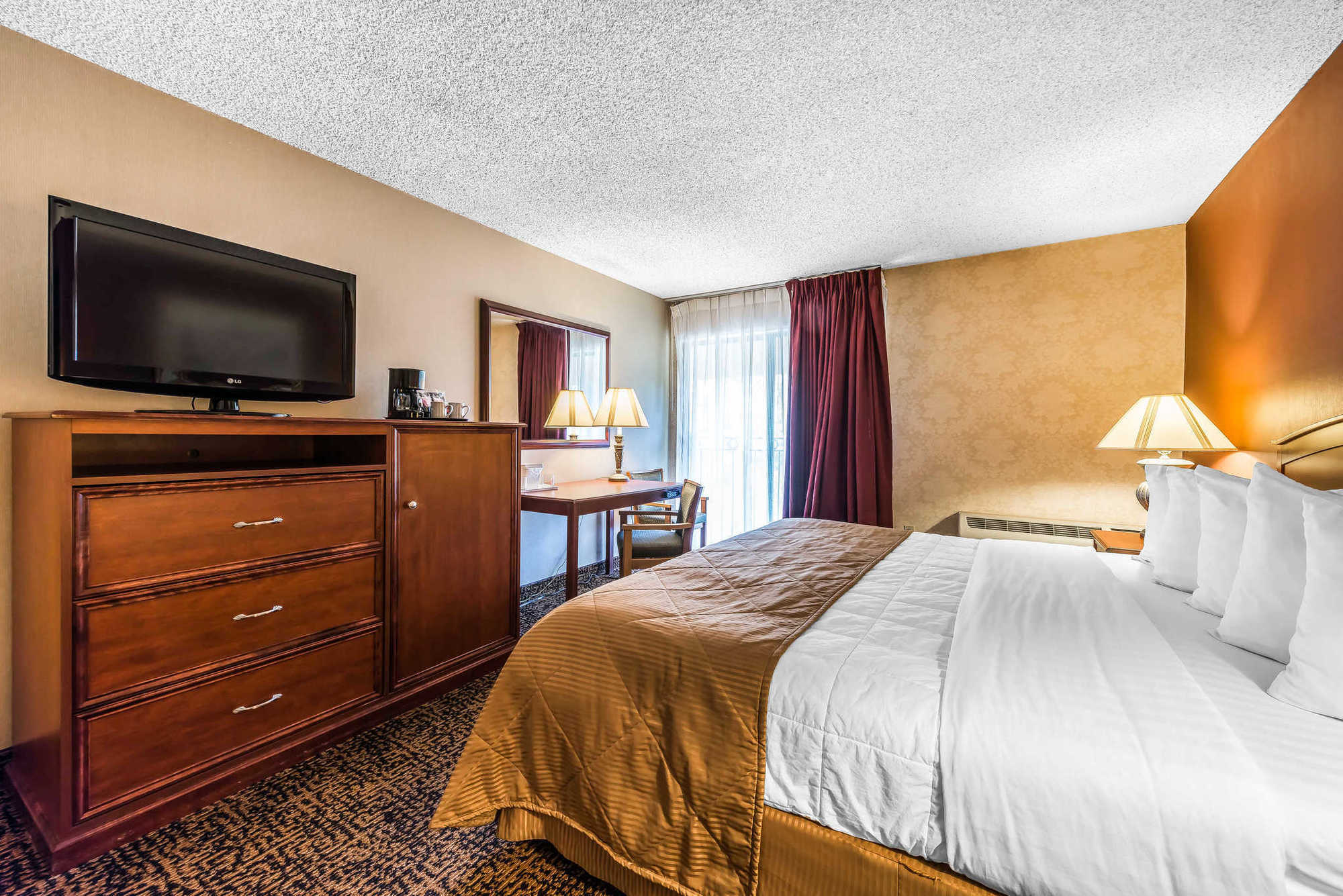 Clarion & Conference Center 3* Colorado Springs